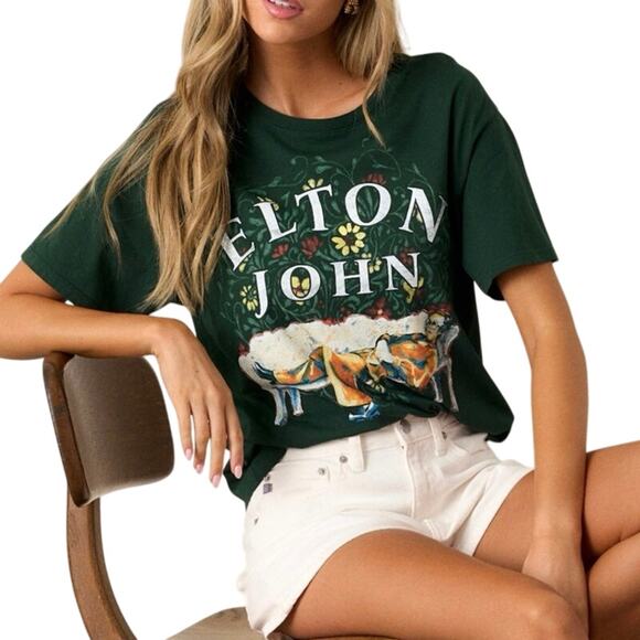 DAYDREAMER Elton John Floral Boyfriend Tee Shirt Size S or M New with Tag - Picture 5 of 12